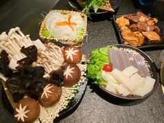 -湊湊火锅·茶憩(打浦桥日月光店)