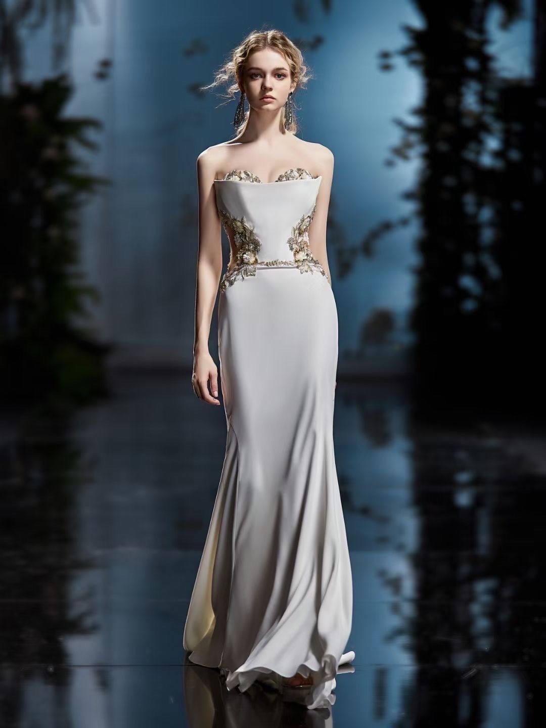 新品礼服秀场来袭