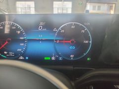 -上海星瀚奔驰4S店(红柳路店)