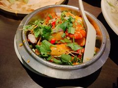 -大头虾越式风味餐厅(光明广场店)