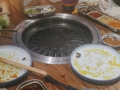 -明洞阿姨·韩式酱蟹烤肉·创意料理(三元桥店)