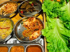 -青瓦炭韩潮烤肉(花园道店)