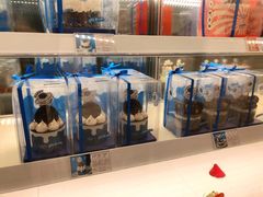 面包甜点陈列柜-好利来(朝外店)
