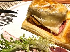 -10號公馆专业果木牛排餐厅