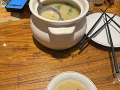 -泉畔人家·老济南经典鲁菜(大明湖店)