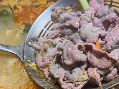 -洱火云南酸菜牛肉火锅(石景山当代商城店)