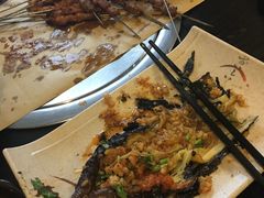 -喝丢一只鞋海鲜烧烤·海肠捞饭(文体街店)