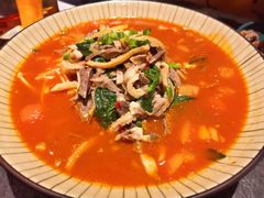 酸汤羊杂-丝路金桃·新疆菜(徐汇店)