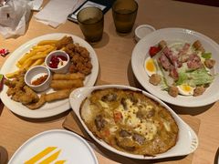 -菲滋意式餐厅(富阳东方茂店)