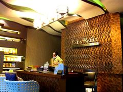 -Let’s Relax Spa(Terminal 21 Asok)