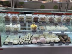 -白玉兰食品(中山公园龙之梦店)