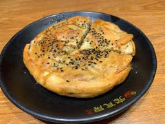 锅盔-青石桥老瓦房肥肠粉总店(青石桥总店)