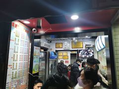 门面-覃肥叔桂林米粉(粮道街店)