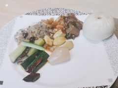 -西藏饭店·亚克·食光自助餐厅(文殊院店)