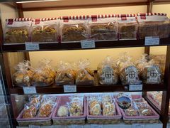-红宝石·鲜奶小方·海派西点房(金杨店)