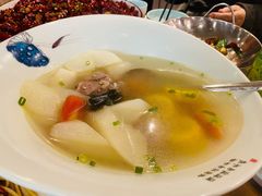 萝卜大骨棒汤-有红鸡毛店·川菜(建设路店)