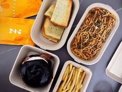 -HELLO 27 意面·沙拉·帕尼尼