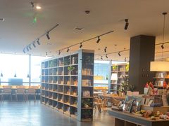 -魔方城市书房(中街益田店)