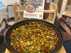 -品海楼·大连海胆锅贴馆(东港店)