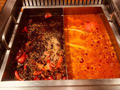 -老牌坊云南鱼豆花火锅(嵩山店)