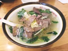 牛肉粉丝汤-小姜锅贴(凤凰街店)