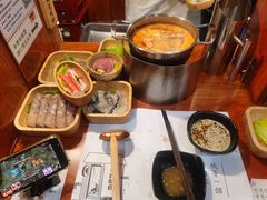 -独食火锅·半米屋台(直营总店)