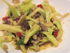 -乡村馕坑肉·烧烤·新疆菜·本地人更爱吃(阿勒泰首店)