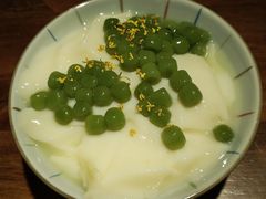 小青团冰豆腐花-李百蟹·江南蟹黄面·河景餐厅(夫子庙总店)