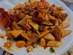 香辣掌中宝-小民大排档(光谷店)