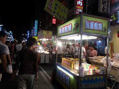 -六合夜市