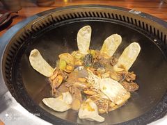 -锅来乐地锅鸡(安亭店)