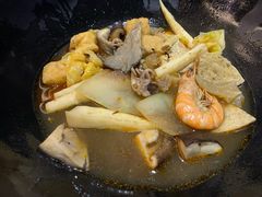 -万记麻辣烫国展总店