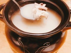 每日例汤-金翠河烧鹅粤式茶餐厅(龙湖三千集天街店)