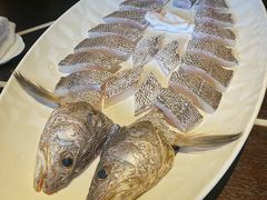 臭三宝堂灼米鱼-杭州西子湖四季酒店·金沙厅