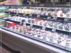 面包甜点陈列柜-巴黎贝甜(大宁国际商业广场店)