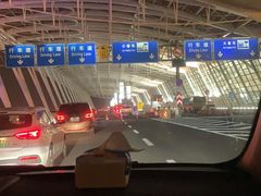 -上海浦东国际机场-T2航站楼