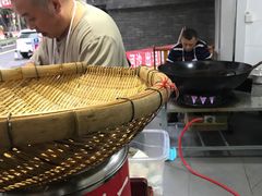 -邓记新一代糖油果子(四川煤管局供销公司职工宿舍店)