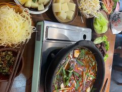 -黔有有贵州酸汤夺夺粉火锅(五味十字店)