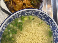 -伟记奥面馆(养育巷店)