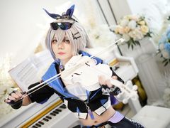 -米游妙妙屋cosplay换装自拍摄影体验馆