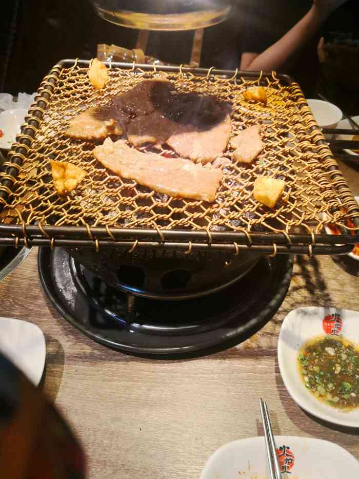 火炉火炭火烤肉(望京凯德mall店)-"烤肉吃了不少 目前韩国烤肉唯有
