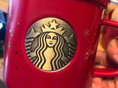 -星巴克臻选(莘庄仲盛店)