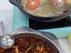 -乡土特色.冷锅鱼.牦牛肉汤锅