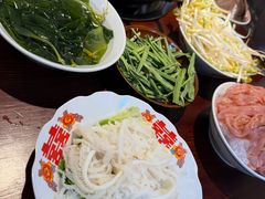 -赵美丽·重庆社区火锅·直营店(火车东站·中豪国际店)