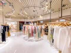 -吾悦广场(南京鼓楼店)