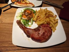 -Pundi Pundi Restaurant
