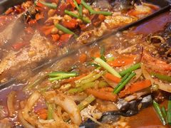 -鸣记脆皮烤鱼·海鲜烤鱼(三八广场店)