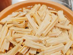 -龍歌自助小火锅(市南金茂湾店)