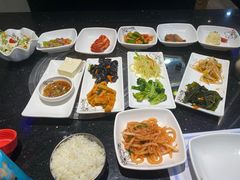 -青松馆韩国料理(香港中路佳世客店)