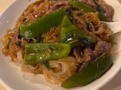 湿炒牛河-玲又珑美食(盘福路店)